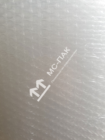 1.5 (Ш) м х 100 (Д) м трехслойная воздушно-пузырьковая пленка